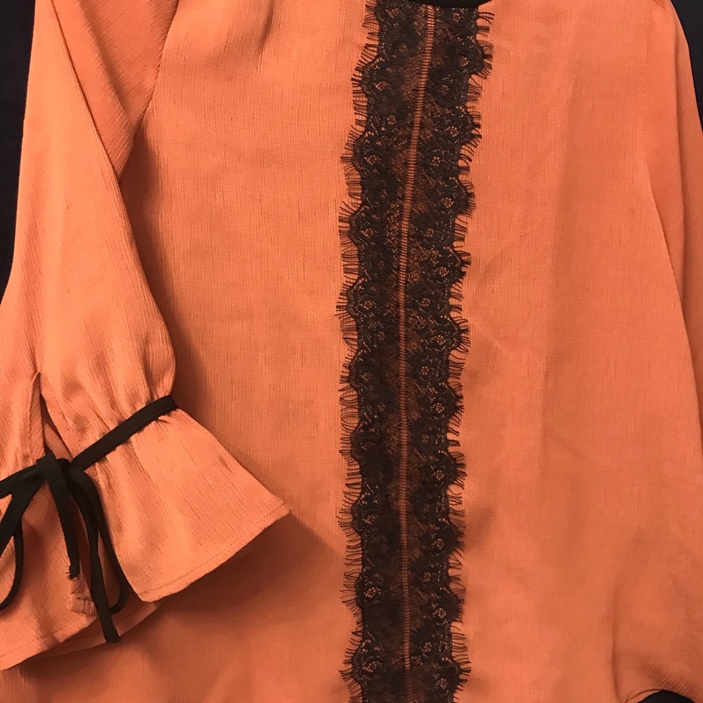 Blouse - Picture 4 of 4